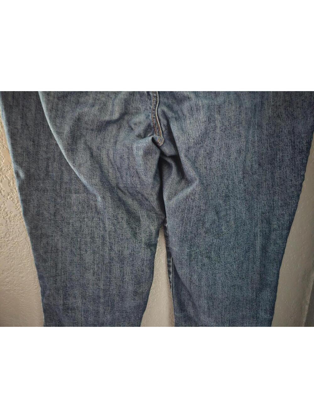 Women's Gloria Vanderbilt Amanda Denim Jeans Pants Size 18 W Blue Straight Leg - Picture 12 of 13